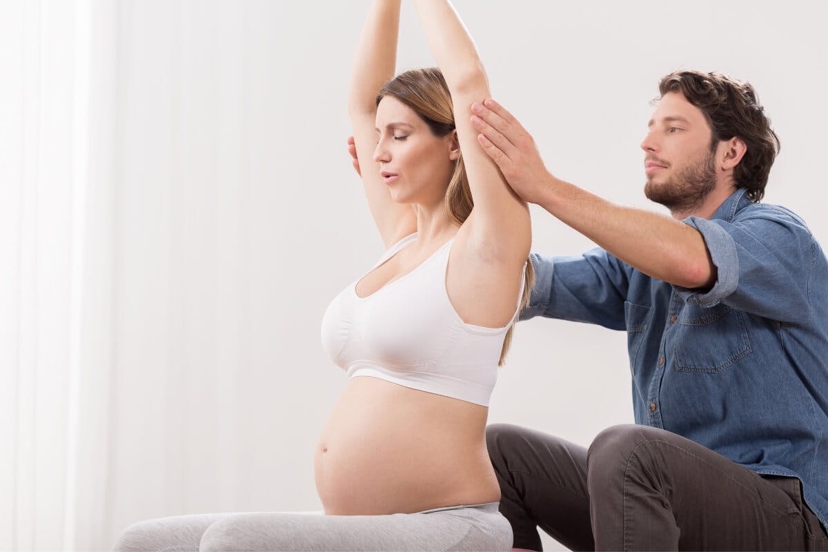 Geburtsvorbereitung: Tipps, um Deinen Körper auf Wehen und Geburt vorzubereiten